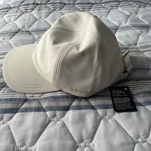 Lululemon hat NWT